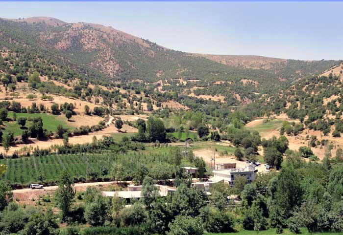 روستای نژو کجاست